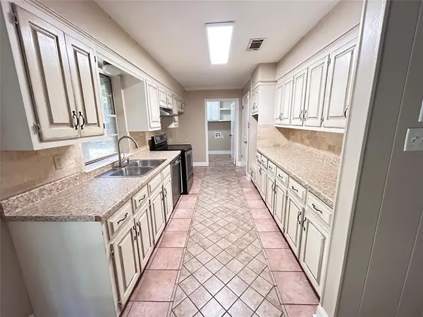1211 Georgia Street, Sulphur Springs, TX 75482