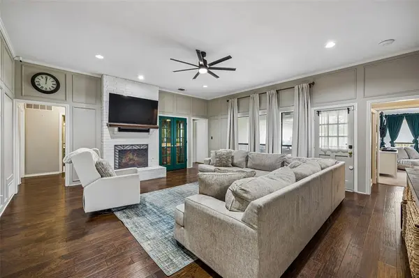 1211 Terrace Drive, Mesquite, TX 75150