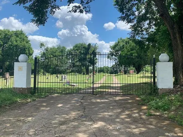 1400 E Jefferson Street, Waxahachie, TX 75165