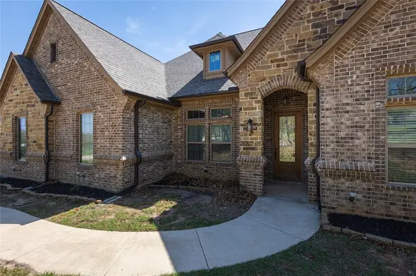 143 Wrigley Drive, Springtown, TX 76082