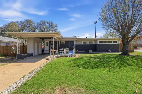 4775 Rector Avenue, Fort Worth, TX 76133