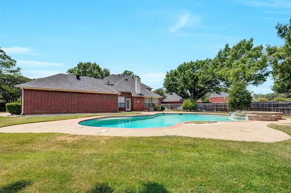 306 Canyon Lake Drive, Southlake, TX 76092