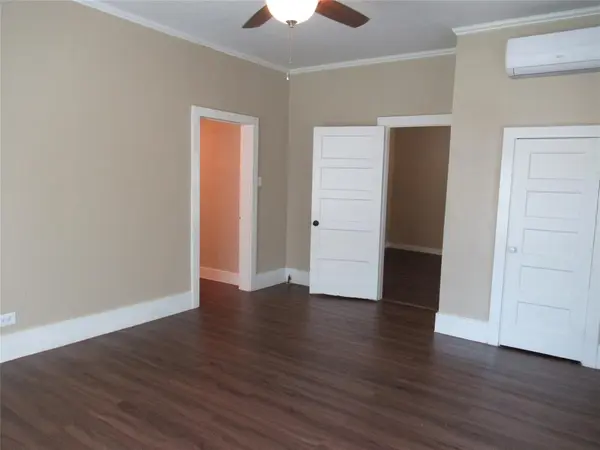 1402 Walnut Street, Commerce, TX 75428