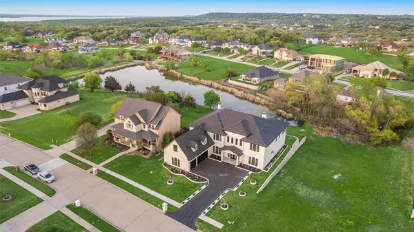 464 Breezeway Court, Cedar Hill, TX 75104