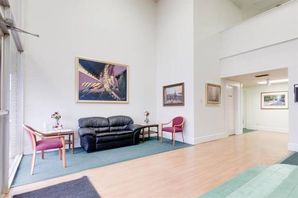 3610 W Pioneer Parkway #203, Pantego, TX 76013