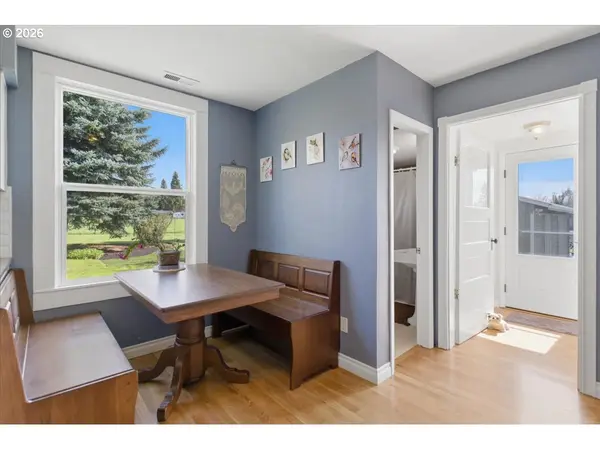 16770 S SWAN AVE, Oregon City, OR 97045