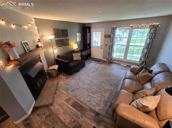 14232 E Hawaii CIR #A, Aurora, CO 80012