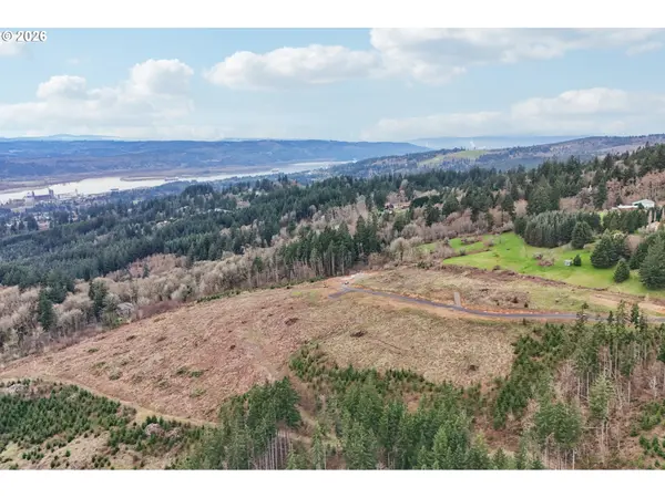 685 Anderson DR #C-3, Kalama, WA 98625