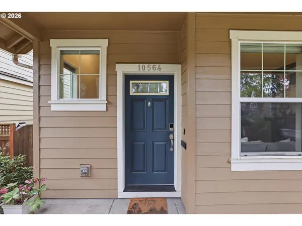 10564 NE GATEWAY ST, Hillsboro, OR 97006