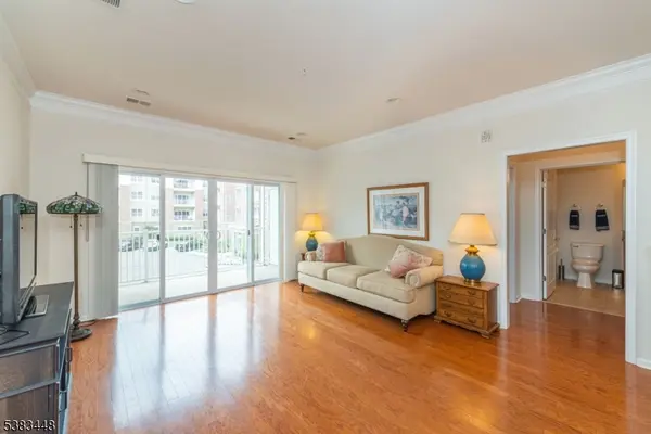 1116 Warrens Way, Wanaque Boro, NJ 07465