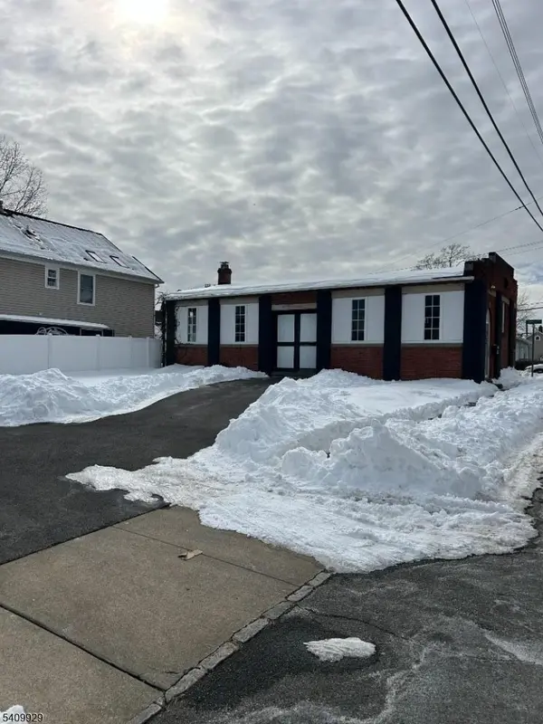 118 Lincoln Ave, Dover Town, NJ 07801