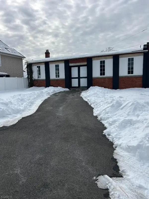 118 Lincoln Ave, Dover Town, NJ 07801