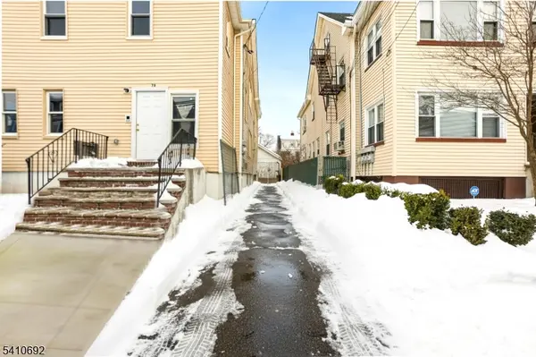 78 Monticello Ave, Newark City, NJ 07106