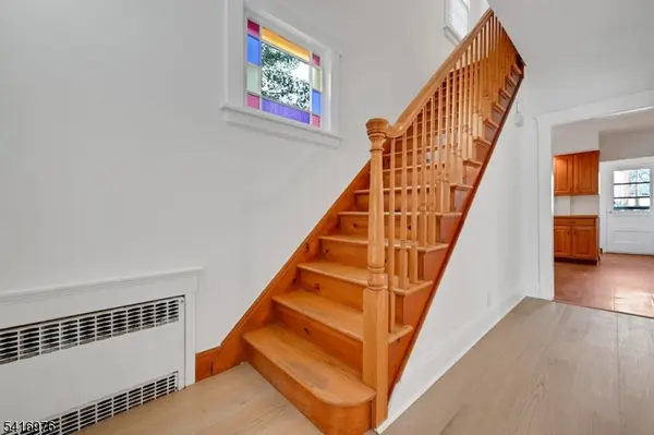 82 Blauvelt Ave, Dumont Boro, NJ 07628