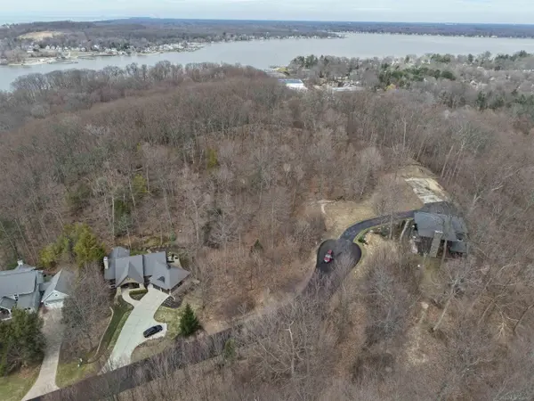 6625 Forest Beach DR, Laketown Twp, MI 49423