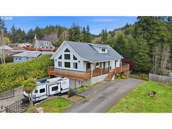 874 N HENRY ST, Coquille, OR 97423