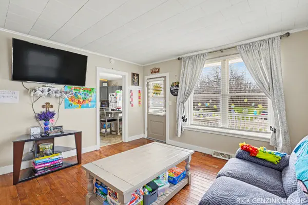 614 W High ST, Bangor City, MI 49013