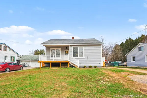 614 W High ST, Bangor City, MI 49013