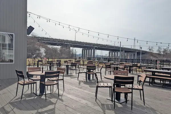 971 W Savidge ST, Spring Lake Vllg, MI 49456