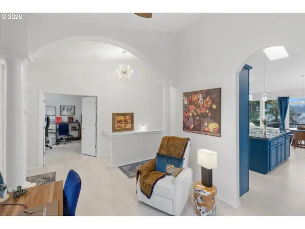 2469 DALKE RIDGE DR, Salem, OR 97304