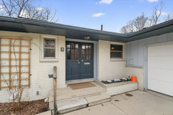 4 Gallway CT, Ann Arbor, MI 48104