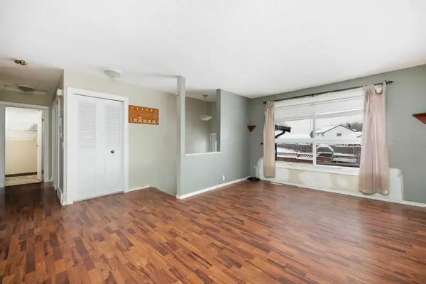 204 Tundra DR, Fort Mcmurray, AB T9H 4S8