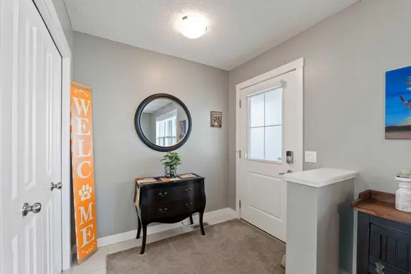 143 Baysprings TER, Airdrie, AB T4B 4A8