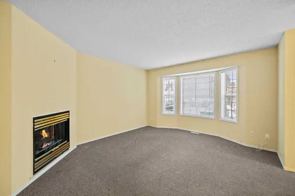 120 First ST E #7, Cochrane, AB T0L 1W0