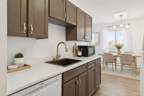 366 94 AVE SE #54, Calgary, AB T2J 5P1