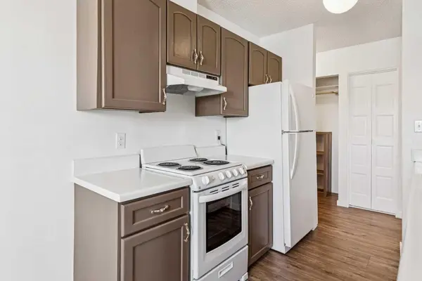 366 94 AVE SE #54, Calgary, AB T2J 5P1