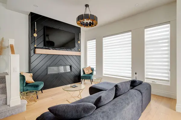 1804 20 AVE, Calgary, AB T2M5C9