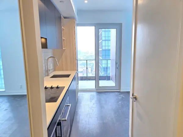 55 Mercer ST #3505, Toronto C01, ON M5V 0W4