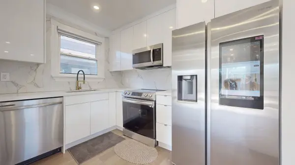 12 Bonnechere CRES, Toronto E09, ON M1K 4Y8