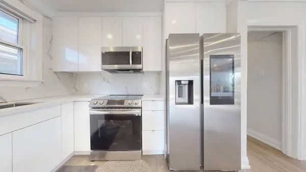 12 Bonnechere CRES, Toronto E09, ON M1K 4Y8