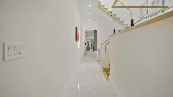 39 Kenworthy AVE, Toronto E06, ON M1L 3B1