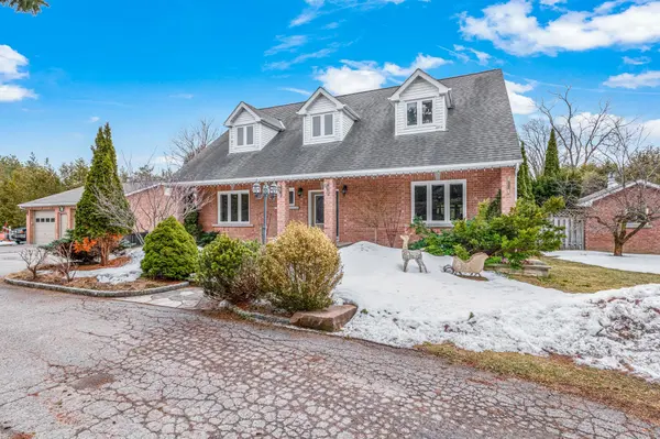 925 15th Side Road, King, ON L7B 1K5