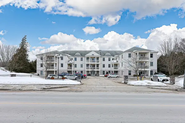 220 Main ST N #211, Uxbridge, ON L9P 0B6