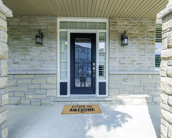 2 Nectarlane AVE, Caledon, ON L7C 3M8