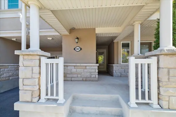 3087 Mistletoe GDNS, Oakville, ON L6M 0Y7