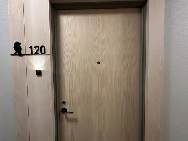 60 George Butchart DR #120, Toronto W05, ON M3K 0C9