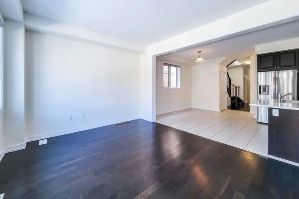 20 Monteith DR, Brantford, ON N3T 0W6