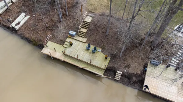 89 Gill RD, Lambton Shores, ON N0M 1T0