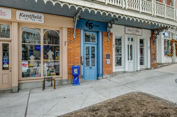 65 Mill ST #203, Mississippi Mills, ON K0A 1A0