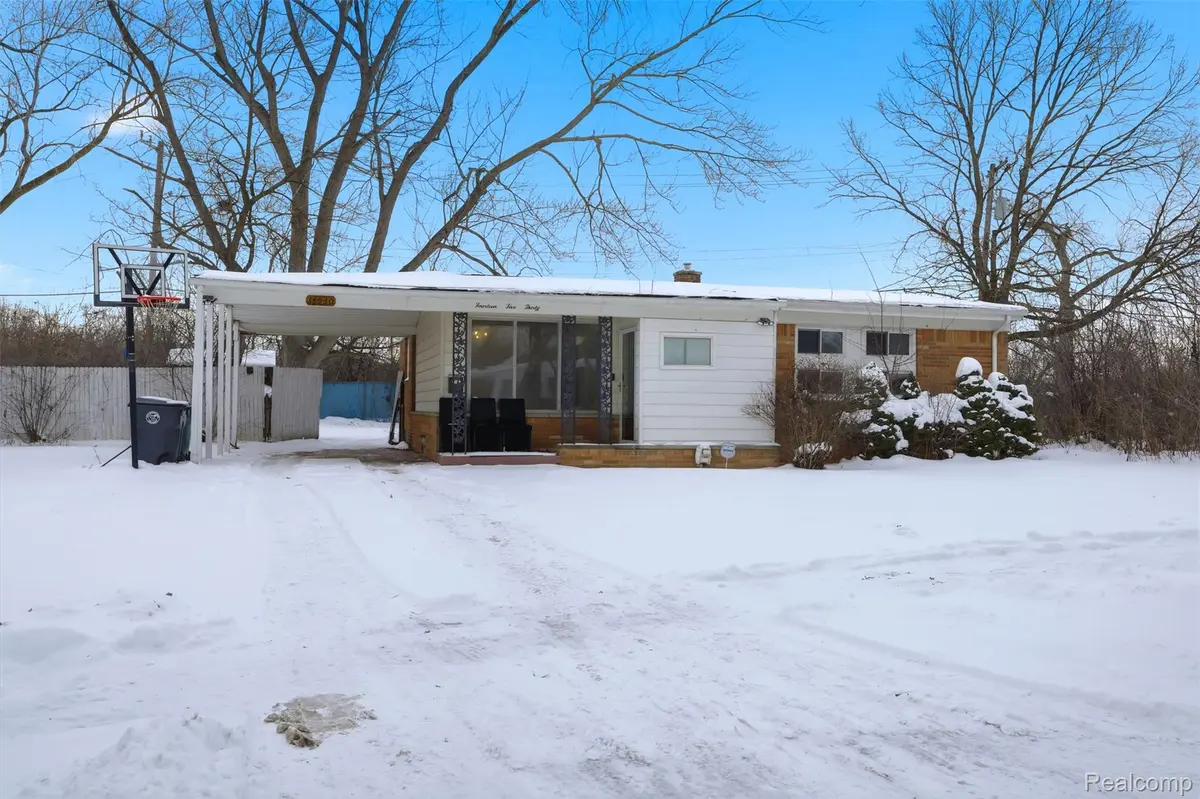 14530 Northfield BLVD, Oak Park, MI 48237