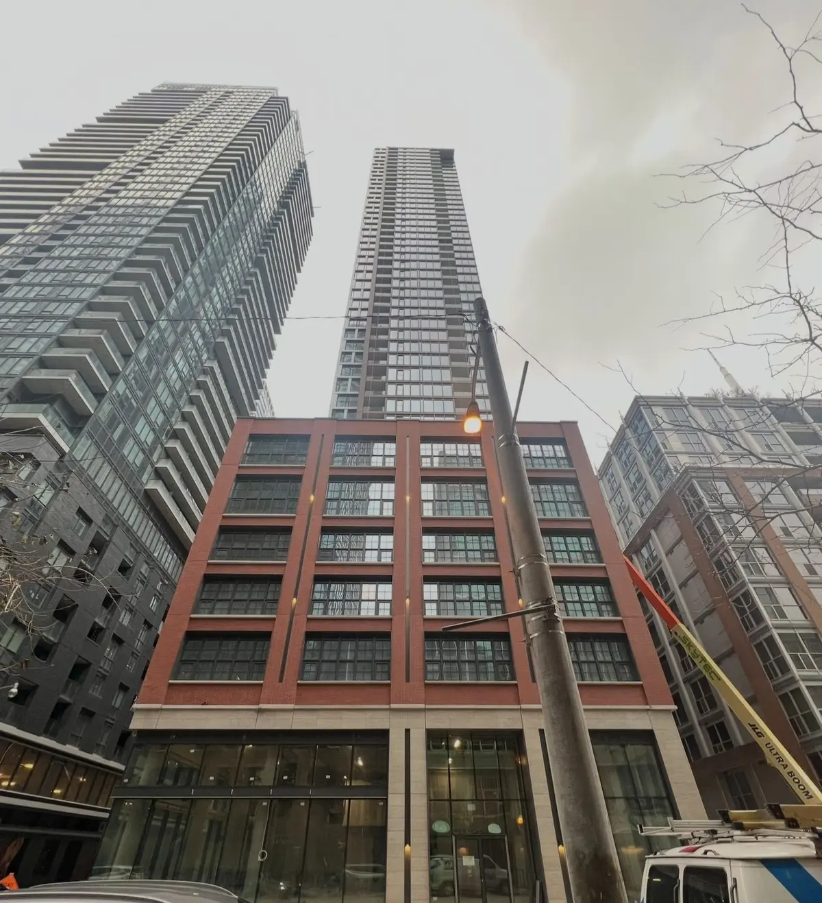 55 Mercer ST #2903, Toronto C01, ON M5V 0W4