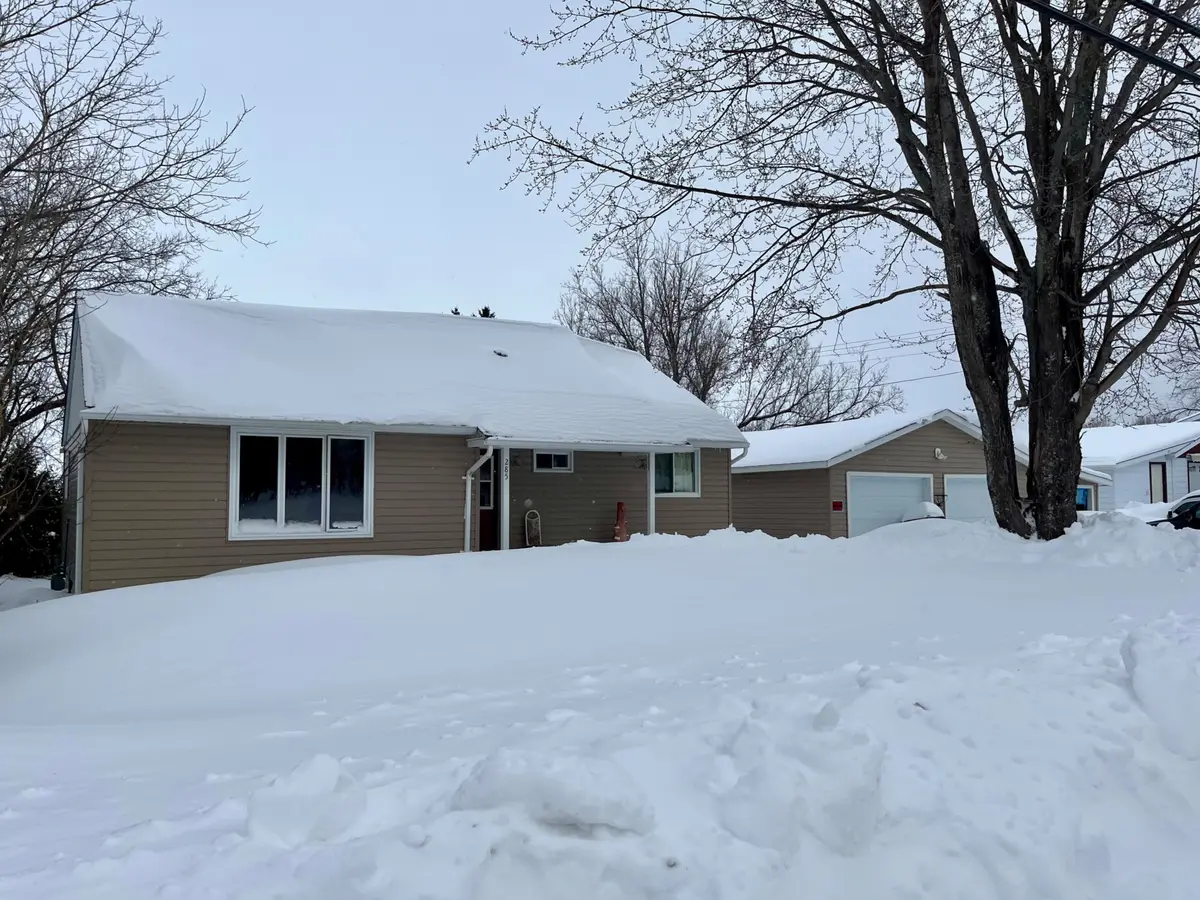 285 Georgina AVE, Temiskaming Shores, ON P0J 1K0
