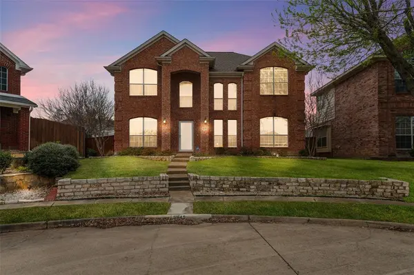 5649 Norris Drive, The Colony, TX 75056