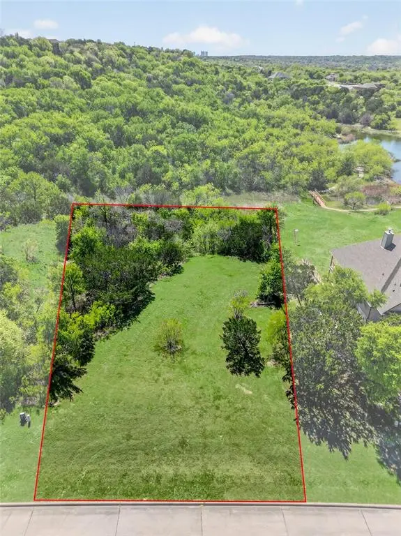 2732 Wood Lake Drive, Cedar Hill, TX 75104