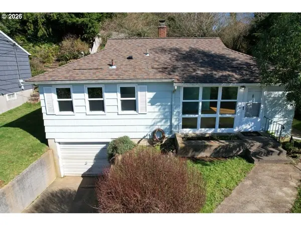 398 ATLANTIC ST, Astoria, OR 97103