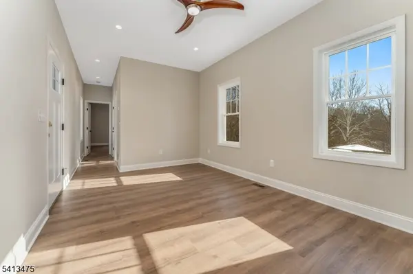 48 Northwood Dr, High Bridge Boro, NJ 08829